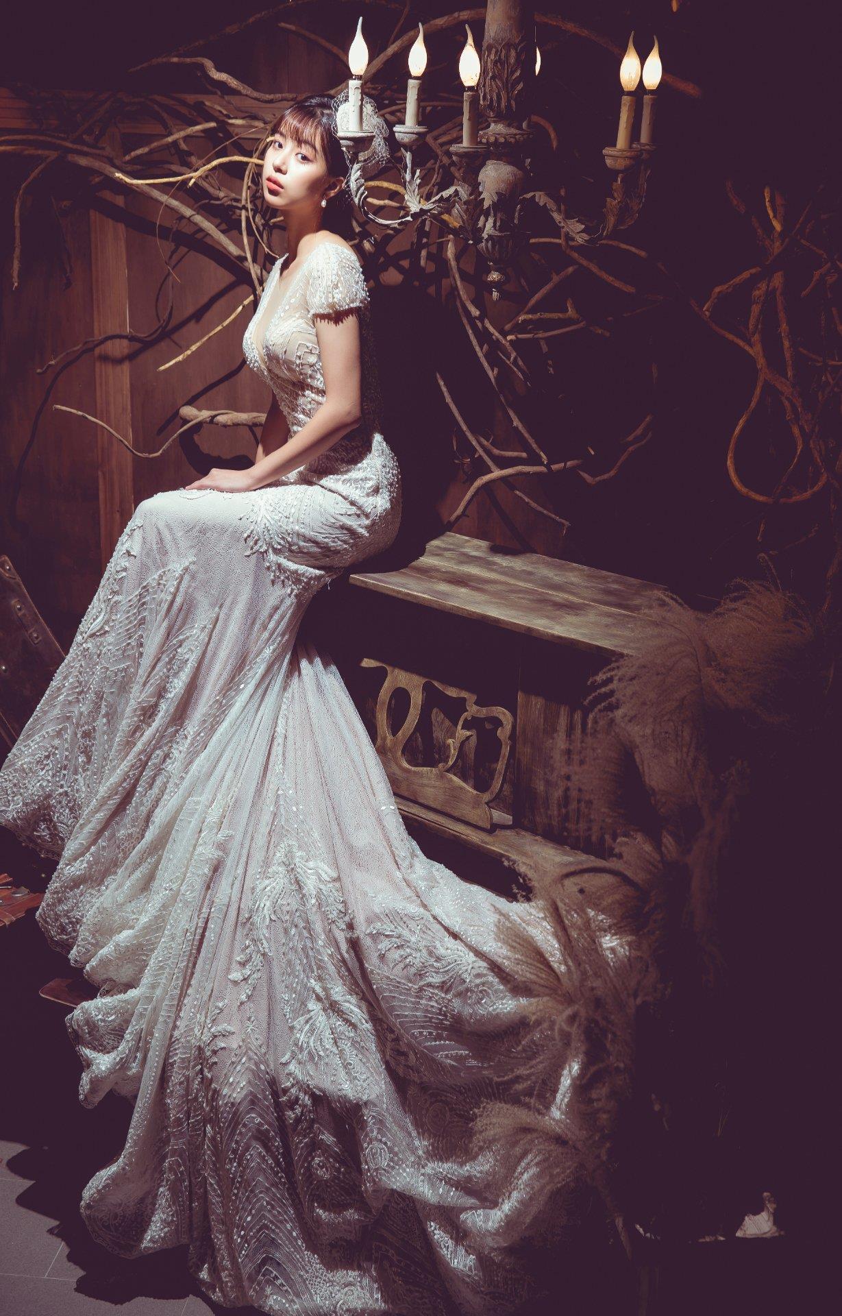 QH6A0784-1-枯樹老鋼琴