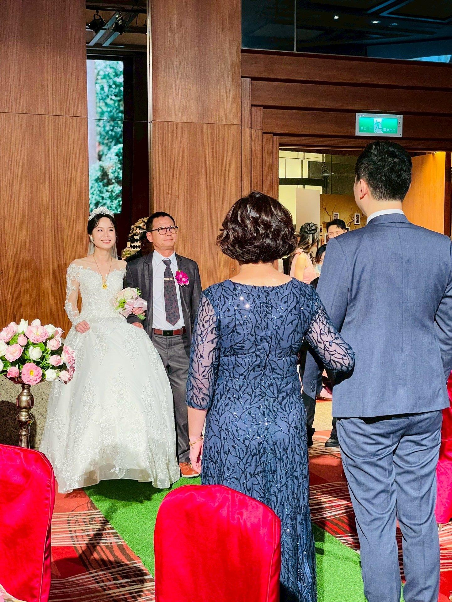 LINE_ALBUM_2025517遠東香格里拉陳冠昕＆蔡旻諭_250528_78-20250517💎一起創造美好回憶💎冠昕❤️旻諭