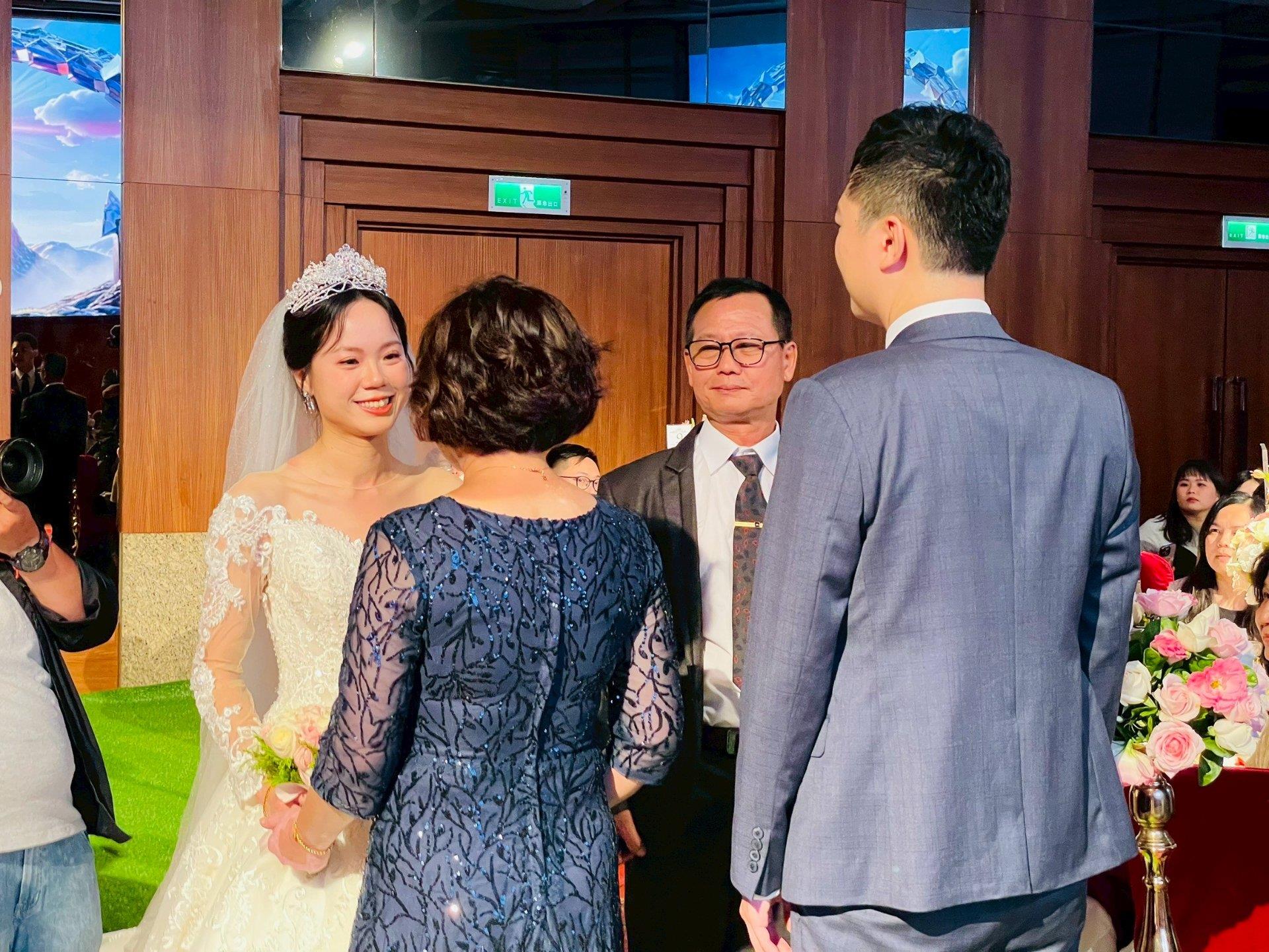 LINE_ALBUM_2025517遠東香格里拉陳冠昕＆蔡旻諭_250528_48-20250517💎一起創造美好回憶💎冠昕❤️旻諭