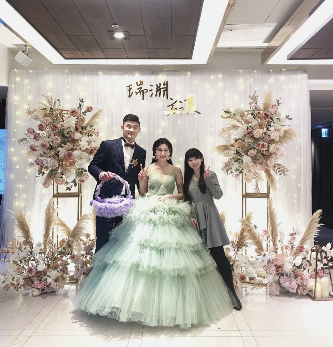 婚禮主持人Kari